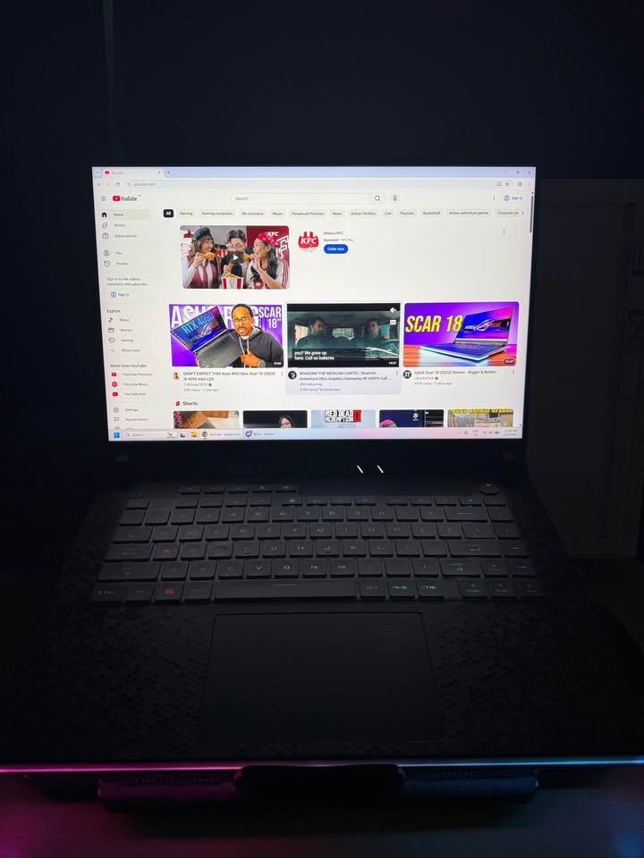 Display brightness of ASUS ROG Strix Scar 16 Intel Core i9 14900HX 