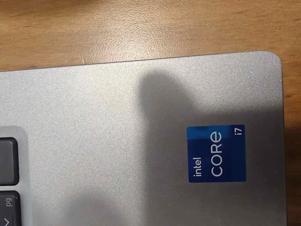 Close-up of Intel Core i7 branding on Dell DC15250 laptop