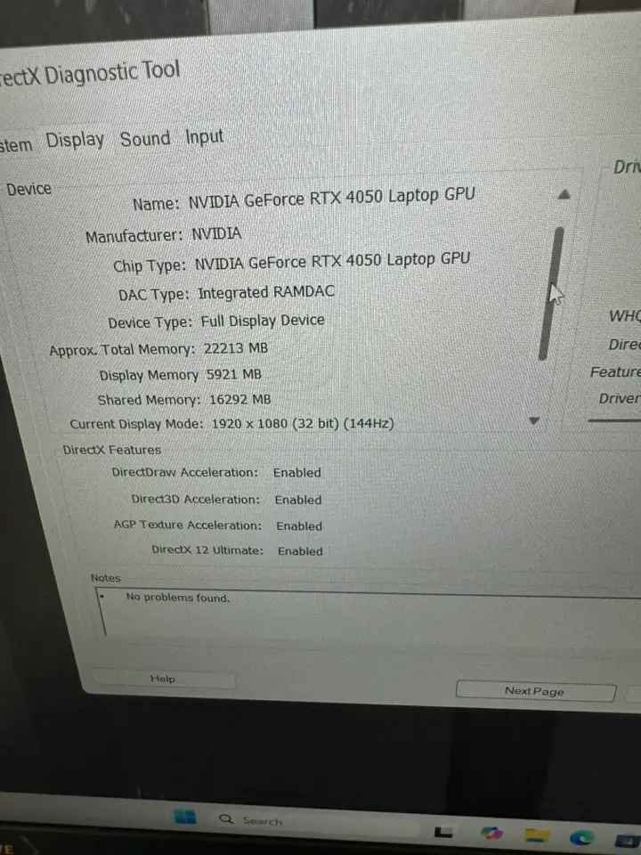 DirectX Diagnostic Tool showing NVIDIA GeForce RTX 4050 Laptop GPU details and memory information