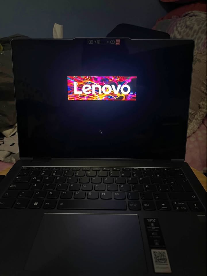 Lenovo Yoga Slim 7 Laptop Front Close Up View Boot Screen